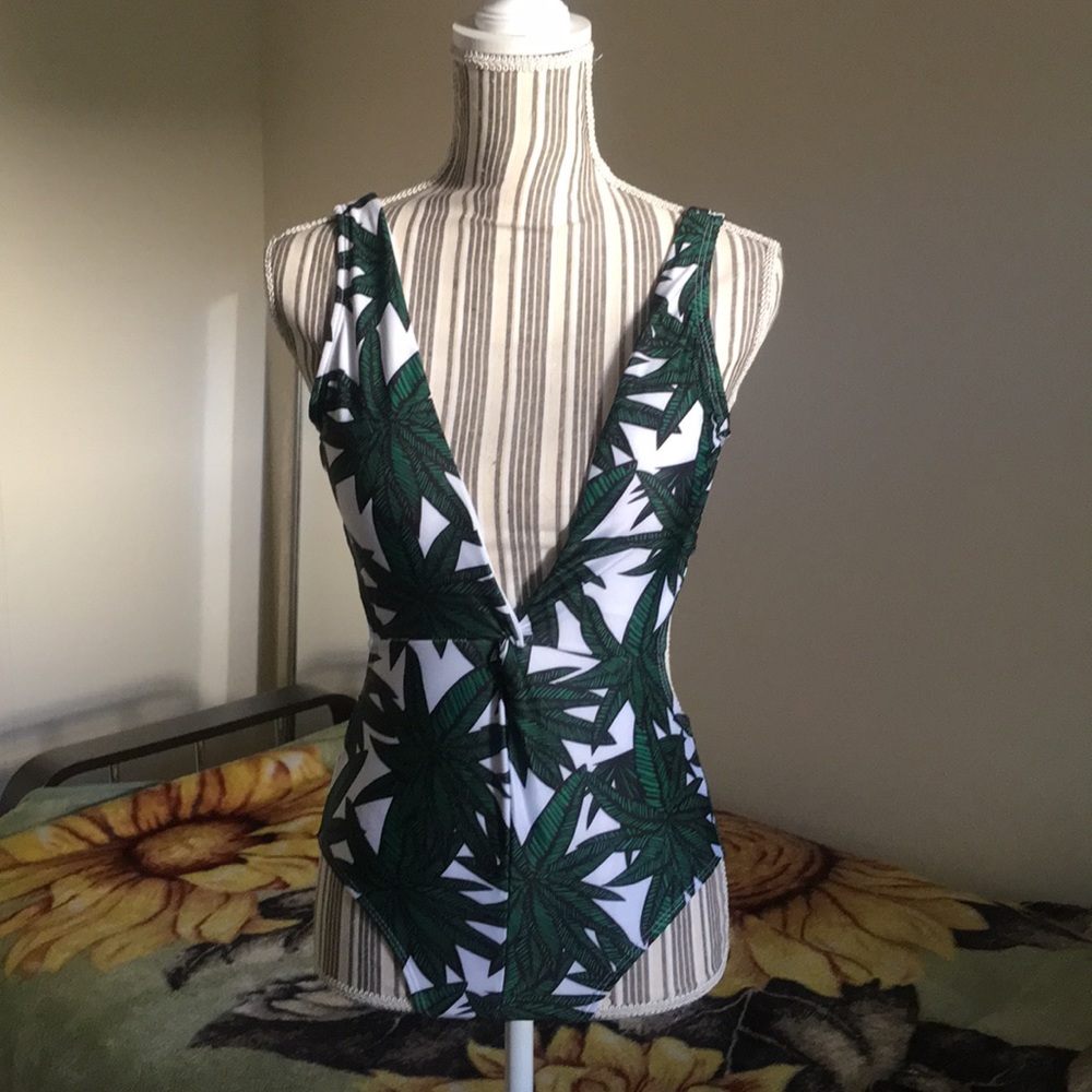 Monokini - BRAND NEW.